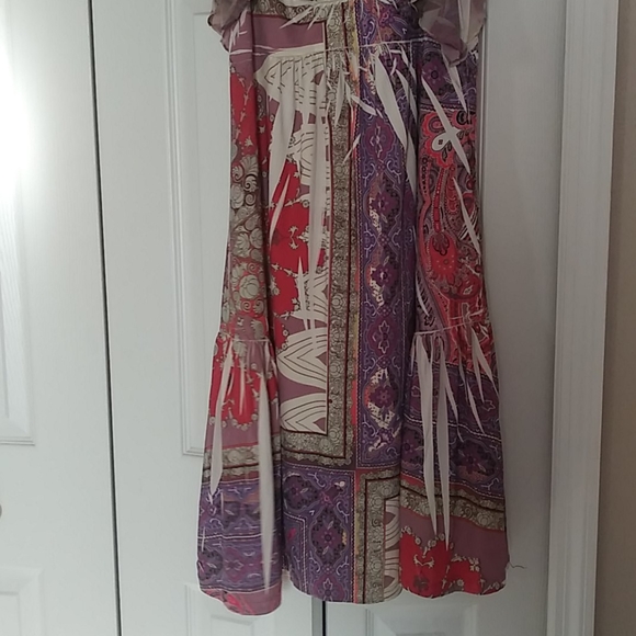 Dress - Picture 4 of 4